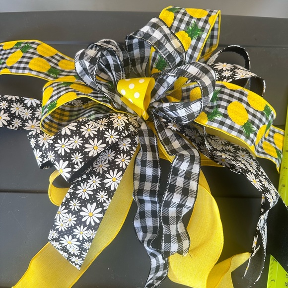 Handmade Yellow and Black Floral pinapple design Ribbon Bow - Picture 1 of 8